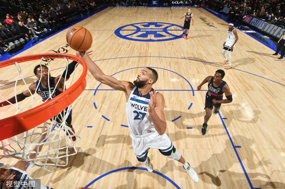 促使曼联主 促使曼联主