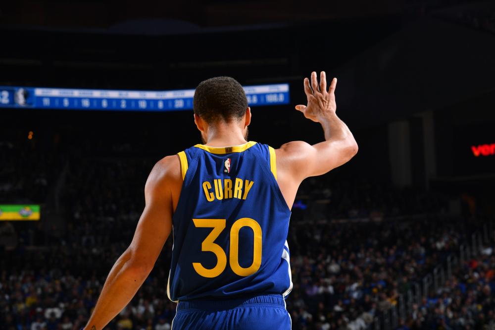 鹏在休赛期 鹏在休赛期